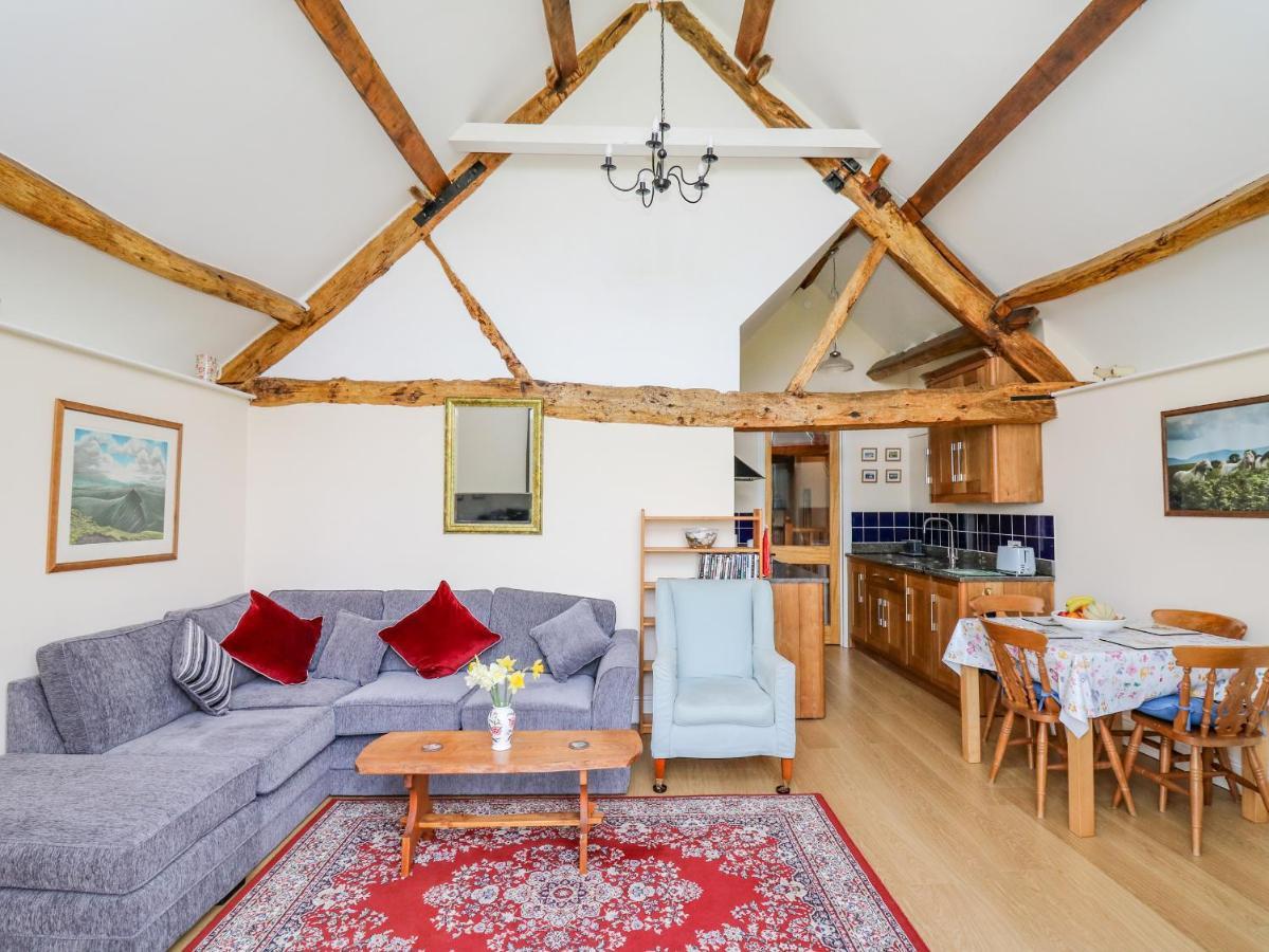 Goblaen Barn Villa Builth Wells Exterior photo