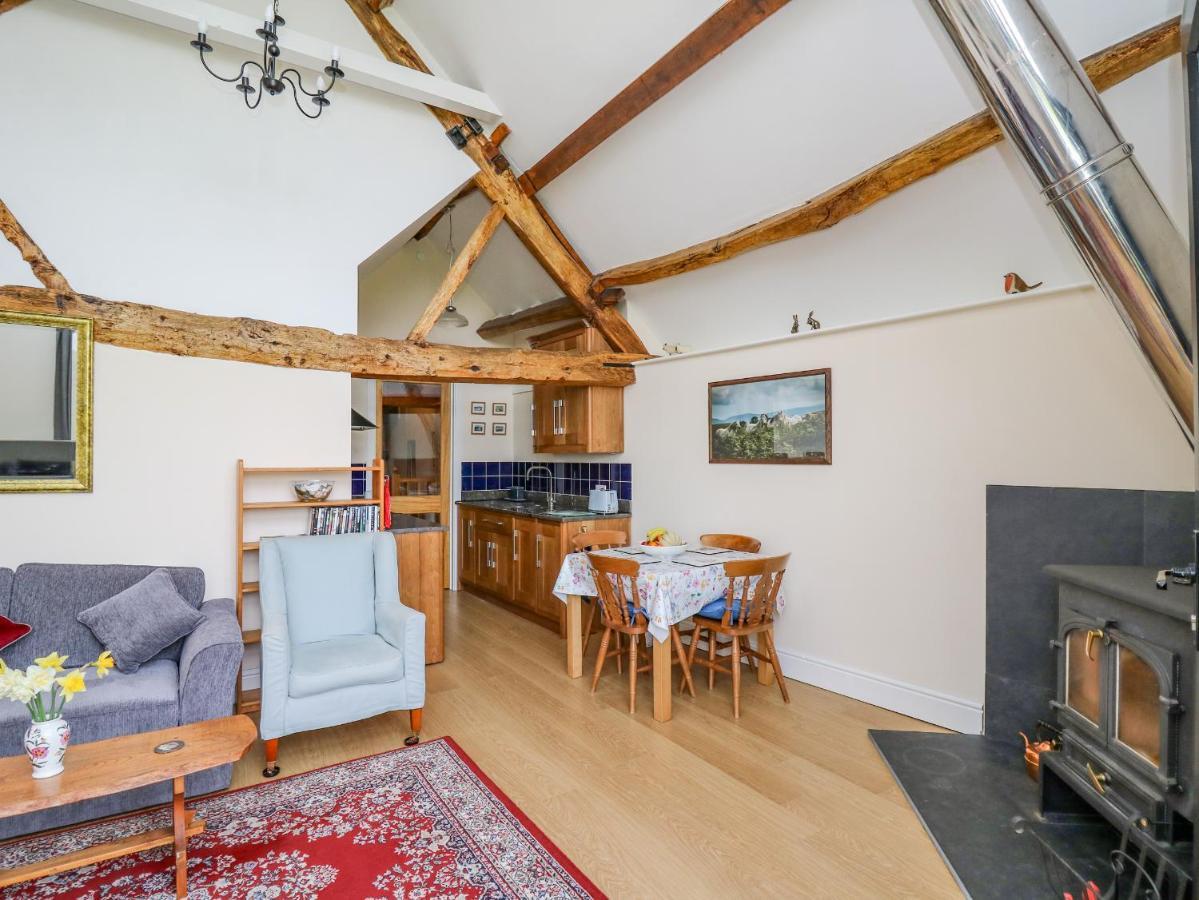 Goblaen Barn Villa Builth Wells Exterior photo