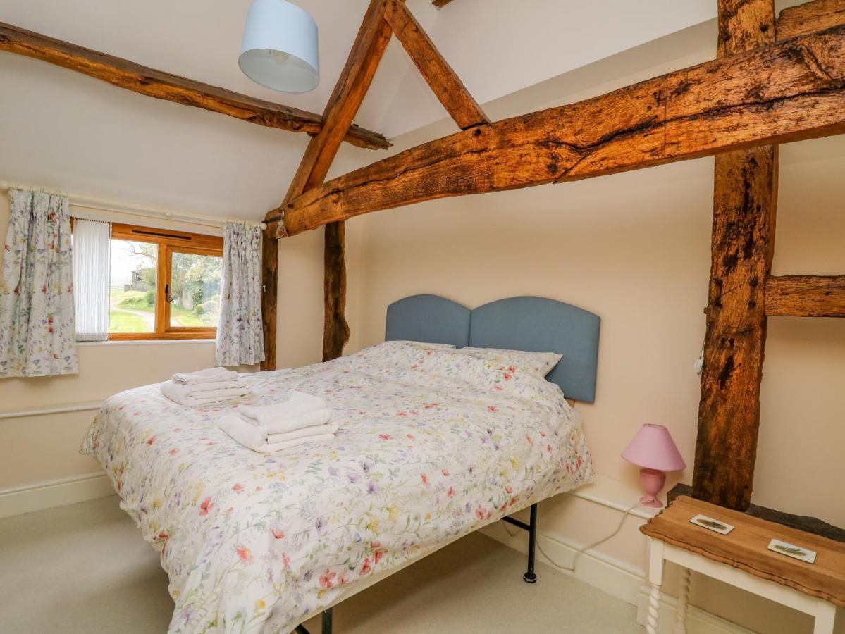 Goblaen Barn Villa Builth Wells Exterior photo